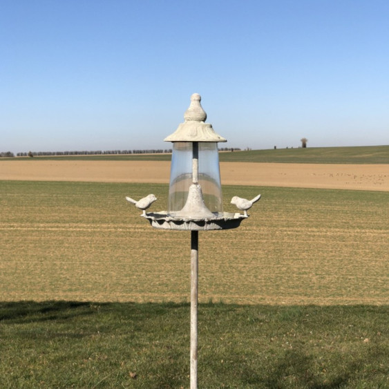 Mangeoire Abreuvoir à  Oiseaux sur Pic