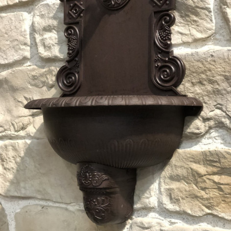 Fontaine Murale en fonte marron 75 x 44 cm