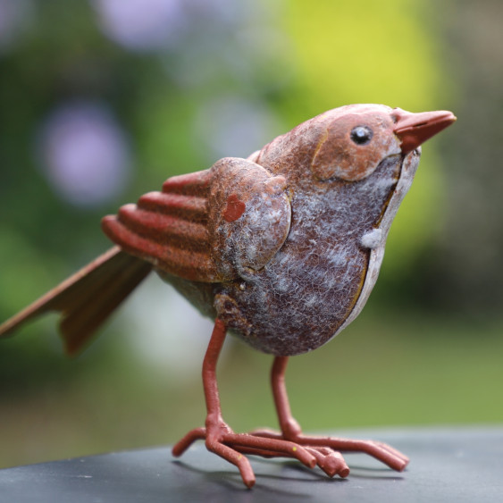 Oiseau en métal gris/orangé