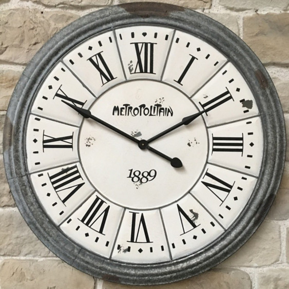 Horloge antique en métal et bois blanc et gris Ø.100 cm