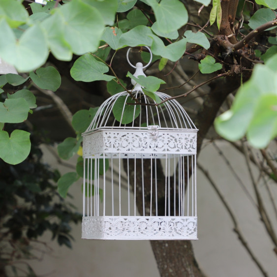 Cage à oiseaux bougeoir en métal blanc vieilli